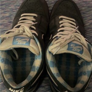 Nike SB Black and White Sneakers